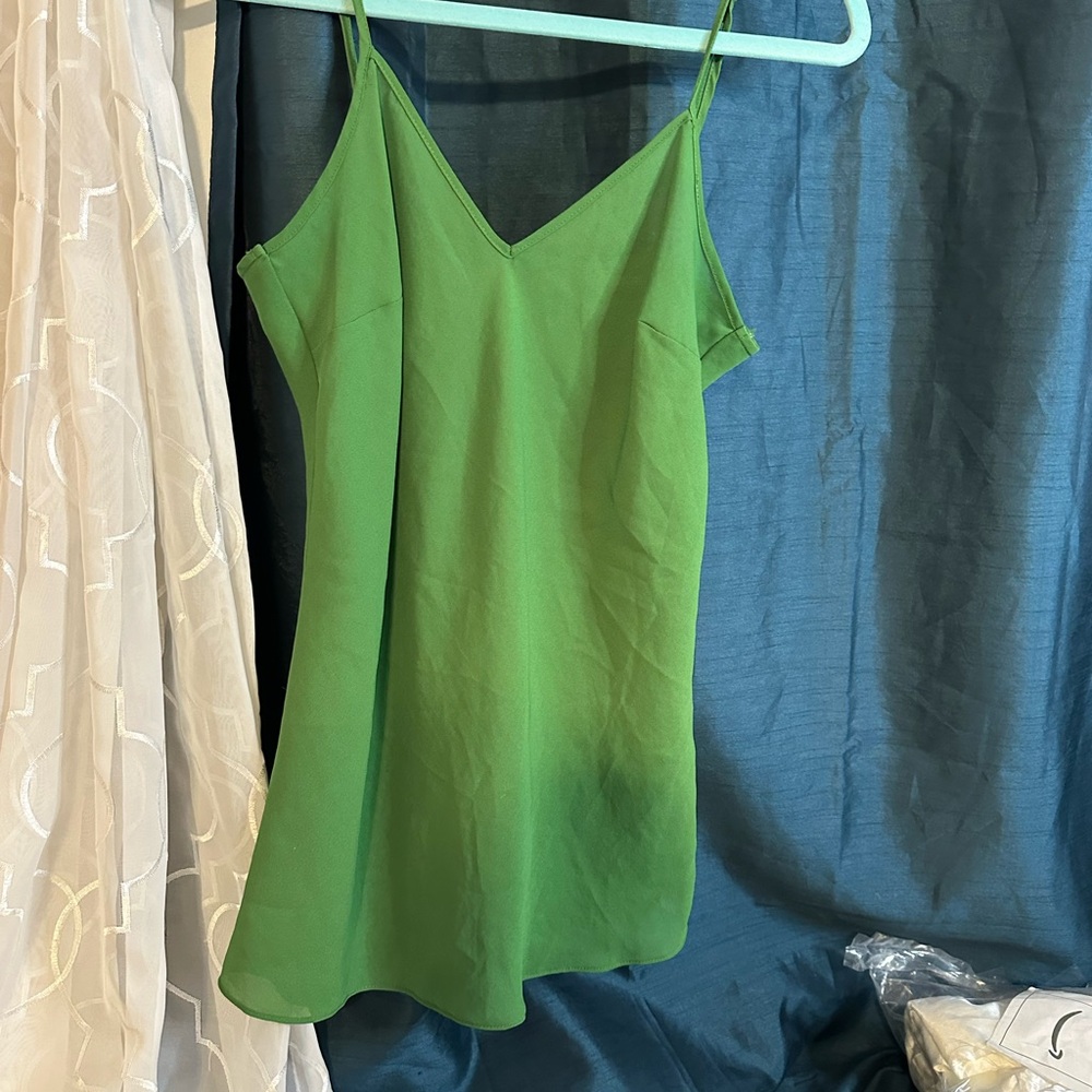 Green Women's Top with Adjustable Straps. P2P 19”